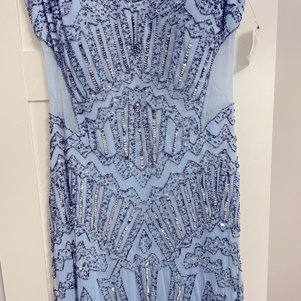 Adrianna Papell Sleeveless
Beaded Mermaid Gown In Blue size 8 - Picture 5 of 15